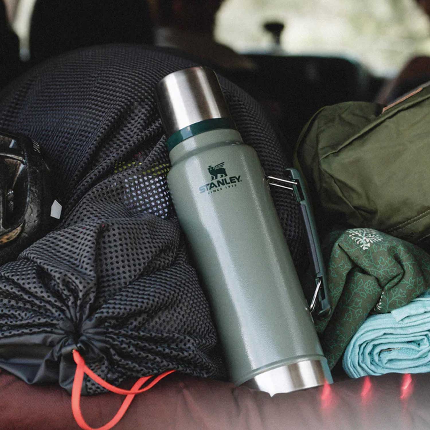 Stanley Classic Vacuum Flask 1 Liter Green