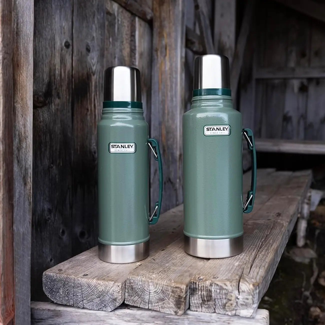 Stanley Classic Vacuum Flask 1.9 Liter Green