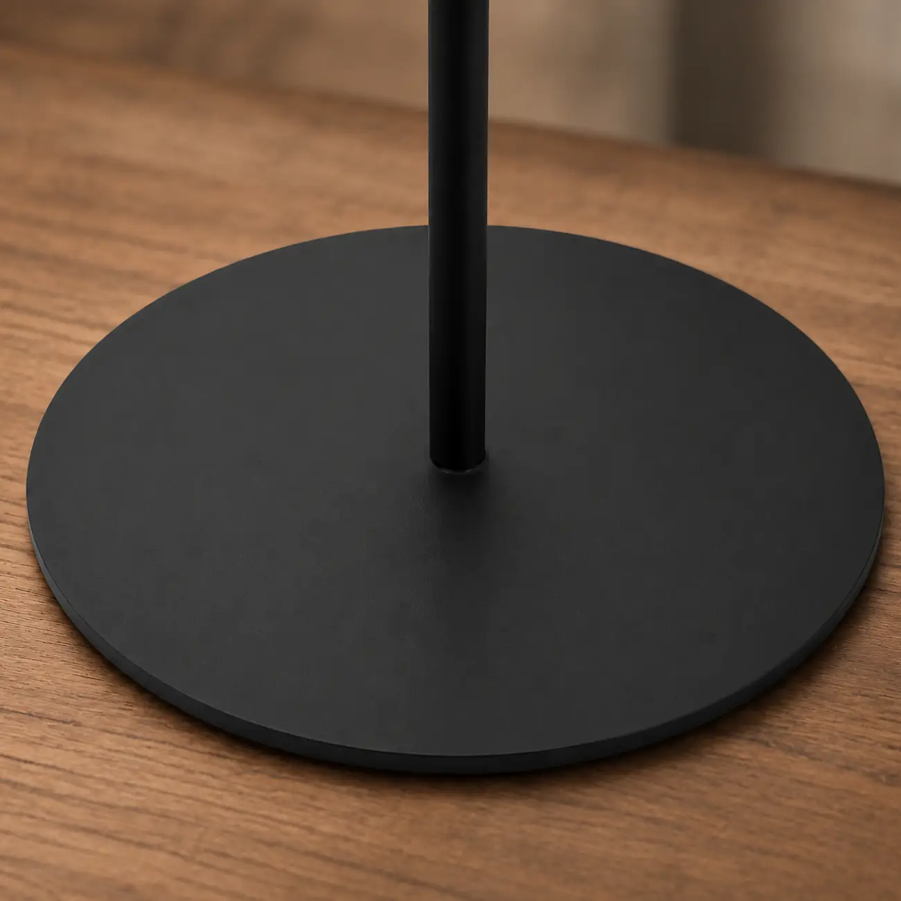 Shepherd's Hook free standing black 1m high